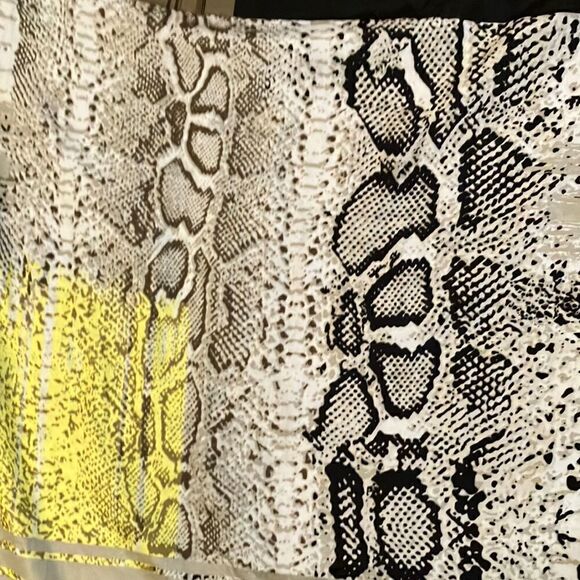 Vince Camuto Boho Animal Print Maxi Dress - Picture 3 of 8